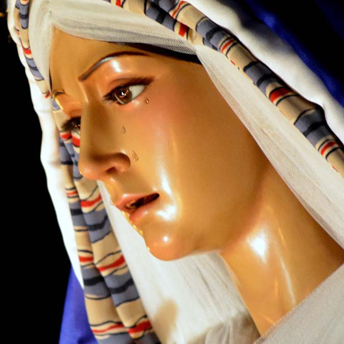 Solemne Rosario Vespertino y traslado de Nuestra Señora de la Esperanza